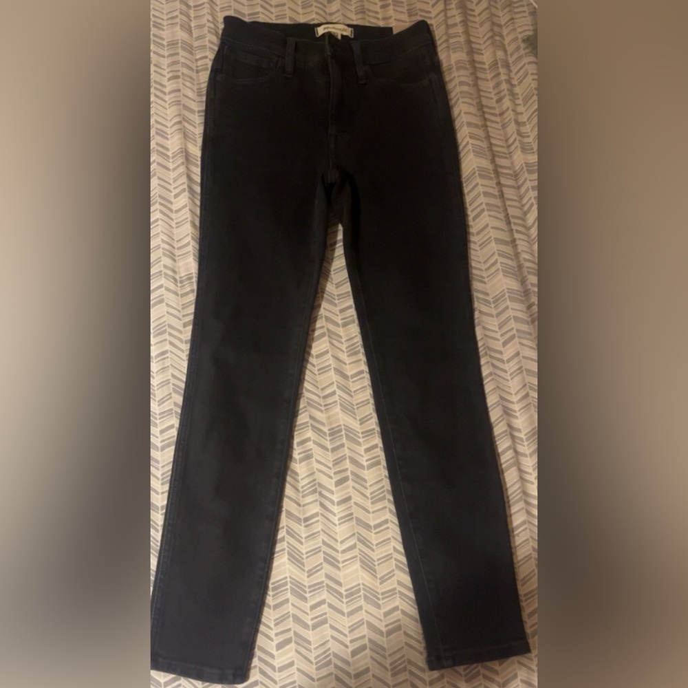 NWT, Madewell, Black skinny jeans 25P